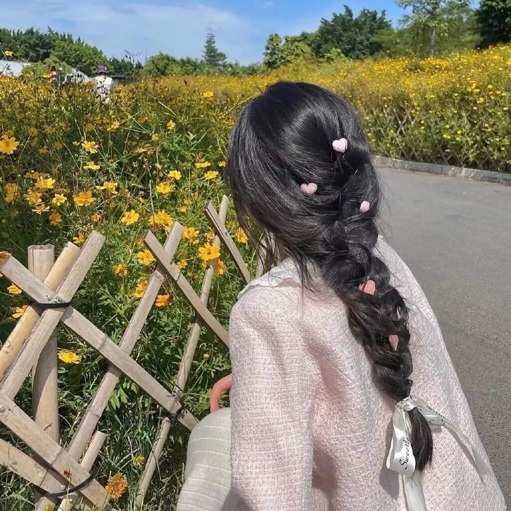 女神蒙上眼